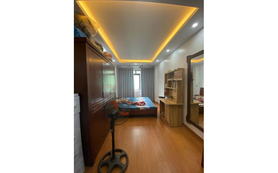 BÁN NHANH nhà ngõ 398 Phố Trương Định, Kim Đồng 34m2 x 5T, 50m ra MP, gần Trương Định Plaza hơn 3 tỷ